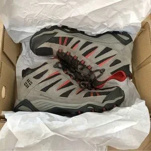 Columbia Men s Charter Oak Waterproof Mid Hiking Boots Sz 9 Active Outdoor